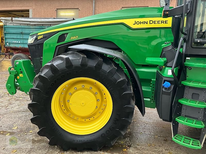 Traktor des Typs John Deere 8R340 *E23* Garantie bis 06/2025, Vorführmaschine in Salsitz (Bild 22)