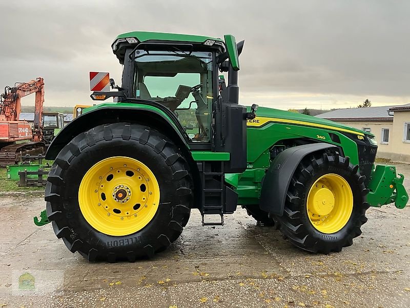 Traktor of the type John Deere 8R340 *E23* Garantie bis 06/2025, Vorführmaschine in Salsitz (Picture 12)