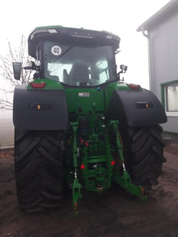 Traktor tip John Deere 8R340 Kun 350 Timer! GPS. StarFire. RTK. Signature Edition. Ultimate pakker. Ring til Ulrik på 0045-40255544. Jeg snakker Jysk, tysk og engelsk., Gebrauchtmaschine in Kolding (Poză 4)