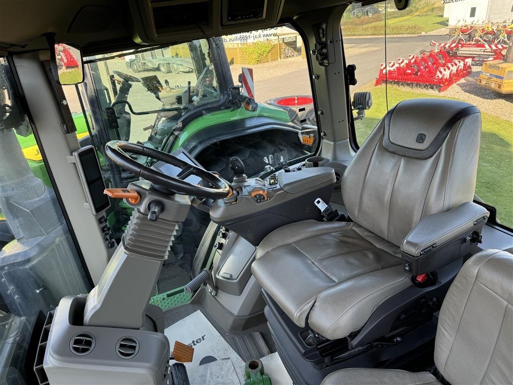 Traktor typu John Deere 8R340 Pæn og velholdt, Gebrauchtmaschine w Nykøbing Falster (Zdjęcie 4)