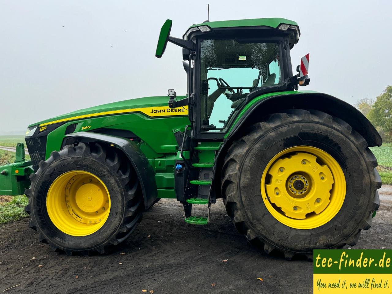 Traktor des Typs John Deere 8R340, Gebrauchtmaschine in Könnern (Bild 2)