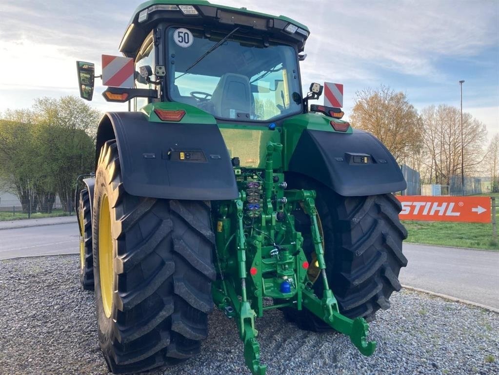 Traktor des Typs John Deere 8R370 AutoTrac, Redskabstyring, Data syncronisering, Command  Pro og Command Arm. Ring til Ulrik på 40255544. Jeg snakker Jysk., Gebrauchtmaschine in Kolding (Bild 5)