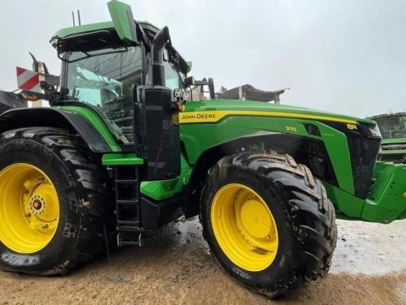 Traktor του τύπου John Deere 8R370 E23. GPS Ready. GPS Aktiveret. 900/60R42 dæk. Ring til Ulrik på 0045+40255544. Jeg snakker Jysk, tysk og engelsk., Gebrauchtmaschine σε Kolding (Φωτογραφία 1)