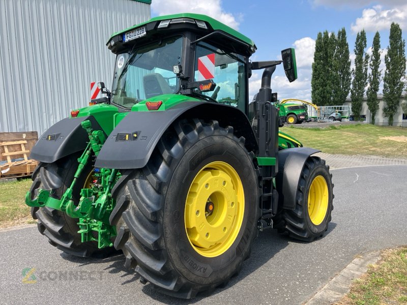 Traktor of the type John Deere 8R370/e23/PowerGard Protection Plus bis 04/2026, Gebrauchtmaschine in Rauschwitz (Picture 3)