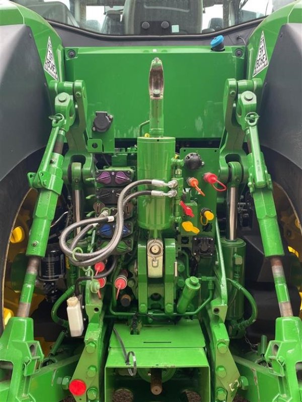 Traktor des Typs John Deere 8R370 GPS. AutoTrac. Alle pakker åbne. Ring til Ulrik på 40255544. Jeg snakker Jysk, tysk og engelsk., Gebrauchtmaschine in Kolding (Bild 6)