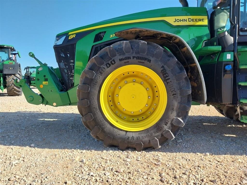 Traktor του τύπου John Deere 8R370 Kommer snart. Vi giver 100 timers reklamationsret i DK!!! Ring til Ulrik 0045-40255544, Gebrauchtmaschine σε Kolding (Φωτογραφία 8)