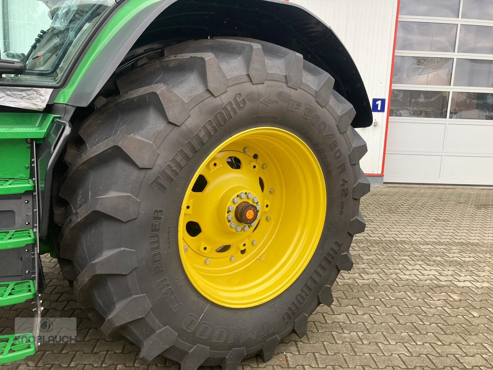 Traktor Türe ait John Deere 8R370, Gebrauchtmaschine içinde Ravensburg (resim 8)