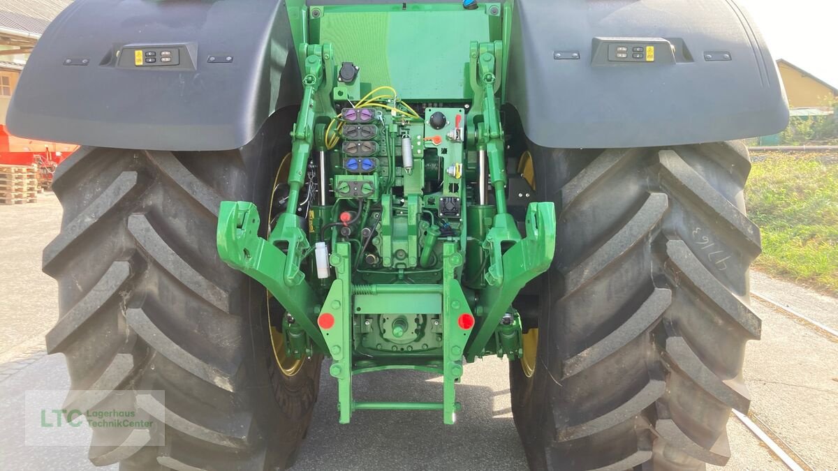 Traktor typu John Deere 8R370, Vorführmaschine v Großpetersdorf (Obrázek 14)