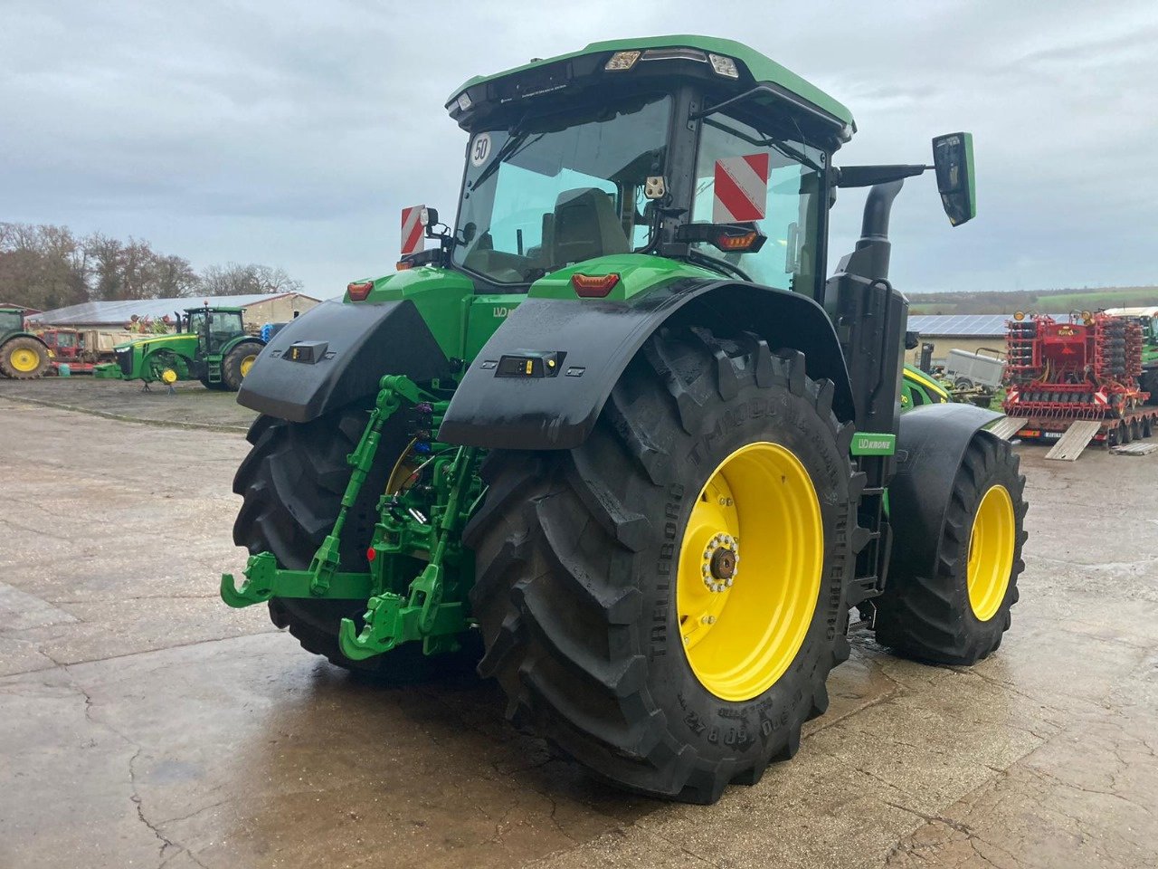 Traktor van het type John Deere 8R370, Gebrauchtmaschine in Warszawa (Foto 3)