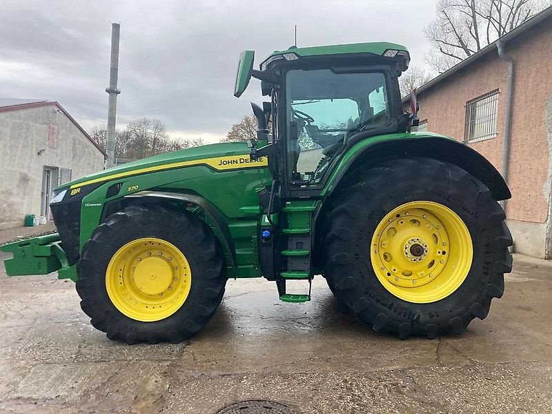 Traktor Türe ait John Deere 8R370, Gebrauchtmaschine içinde Warszawa (resim 3)