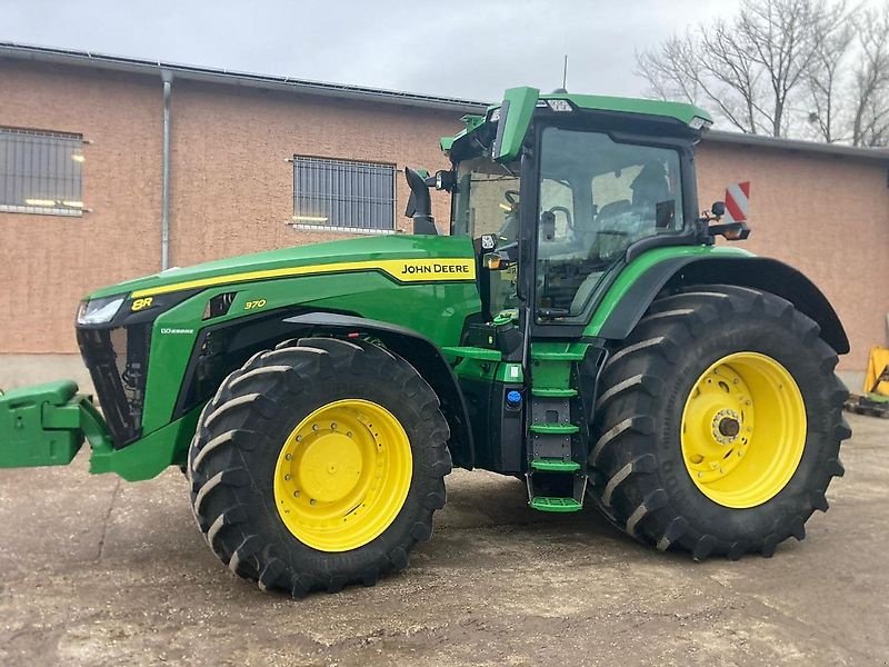 Traktor van het type John Deere 8R370, Gebrauchtmaschine in Warszawa (Foto 5)