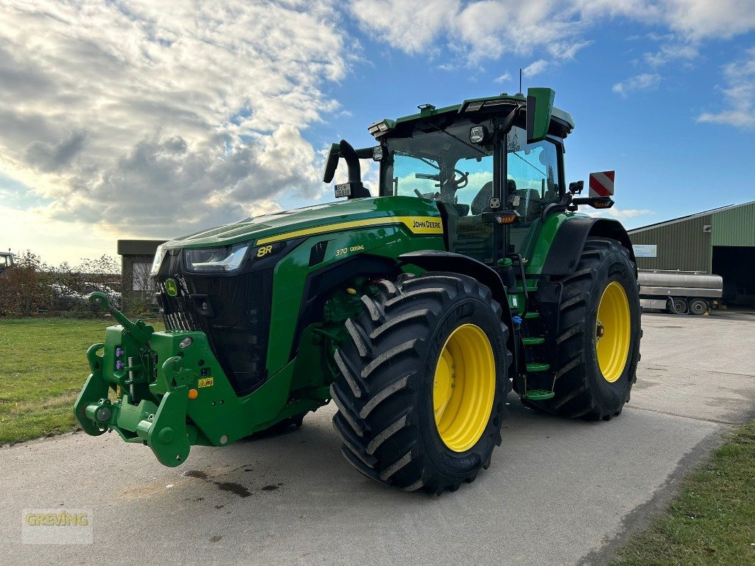 Traktor des Typs John Deere 8R370, Gebrauchtmaschine in Ahaus (Bild 1)