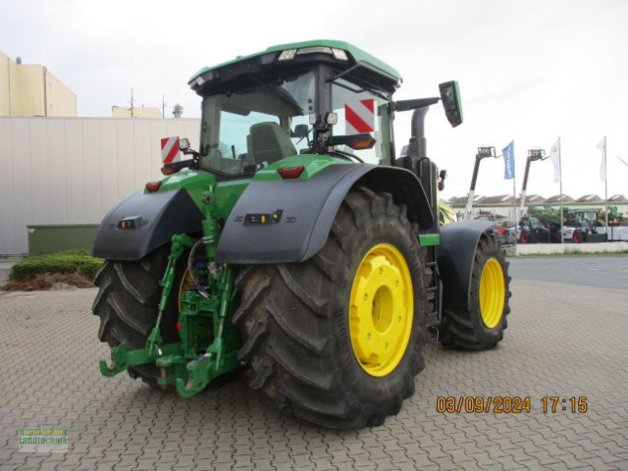 Traktor des Typs John Deere 8R410 E23, Gebrauchtmaschine in Büren (Bild 5)