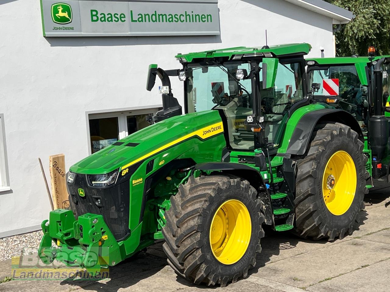 Traktor des Typs John Deere 8R410  eAutoPowr, Gebrauchtmaschine in Holthof (Bild 1)