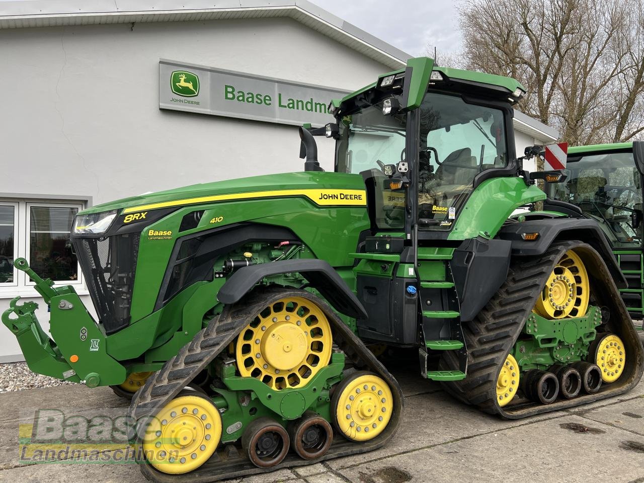 Traktor of the type John Deere 8RX 410 Signature-Edition mit Frontkraftheber, Gebrauchtmaschine in Holthof (Picture 1)