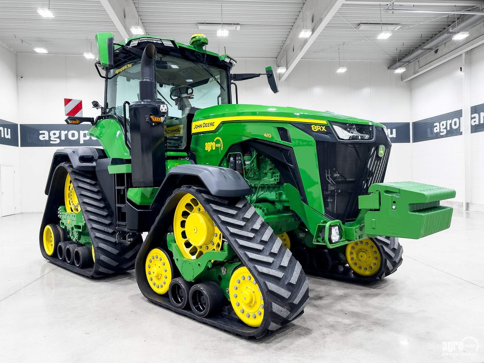 Traktor от тип John Deere 8RX 410, Gebrauchtmaschine в Csengele (Снимка 2)