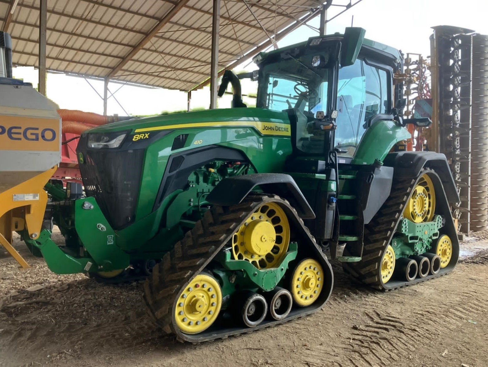 Traktor typu John Deere 8RX410, Gebrauchtmaschine v Warszawa (Obrázek 1)