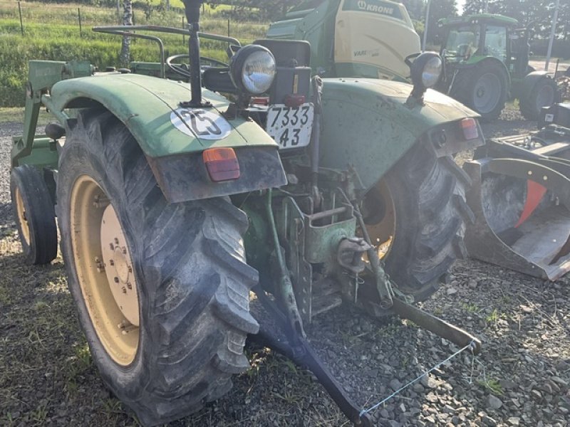 Traktor du type John Deere 920, Gebrauchtmaschine en SAINT NIZIER DE FORNAS (Photo 1)