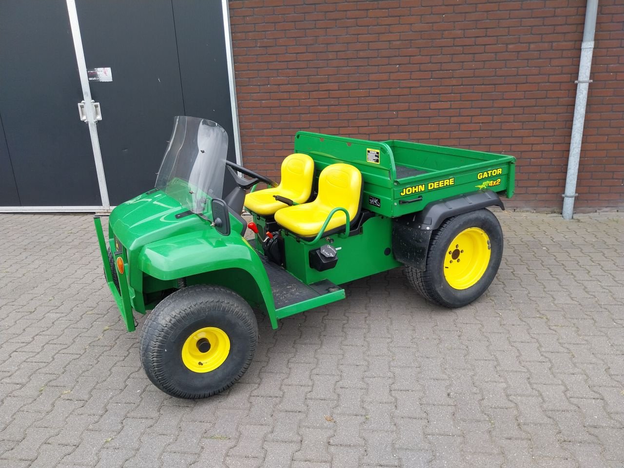 Traktor typu John Deere Gator, Gebrauchtmaschine w Boekel (Zdjęcie 1)