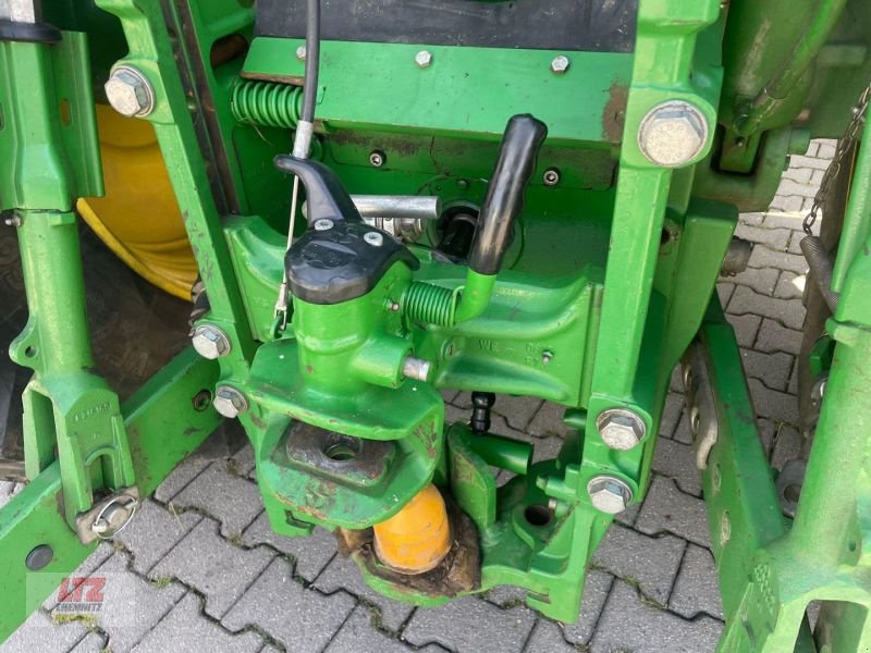 Traktor des Typs John Deere GEBR. 6215R JOHN DEERE TRAKTOR, Gebrauchtmaschine in Hartmannsdorf (Bild 6)