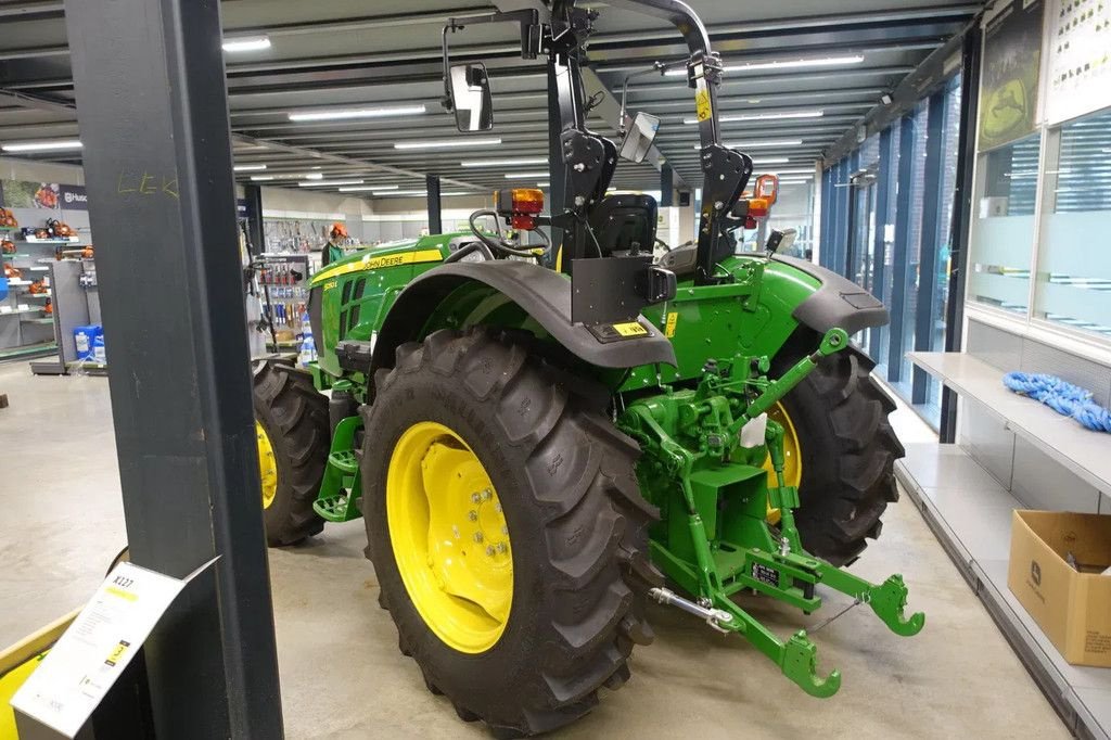 Traktor typu John Deere landbouwtrekker 5050E, Gebrauchtmaschine v Groningen (Obrázek 3)