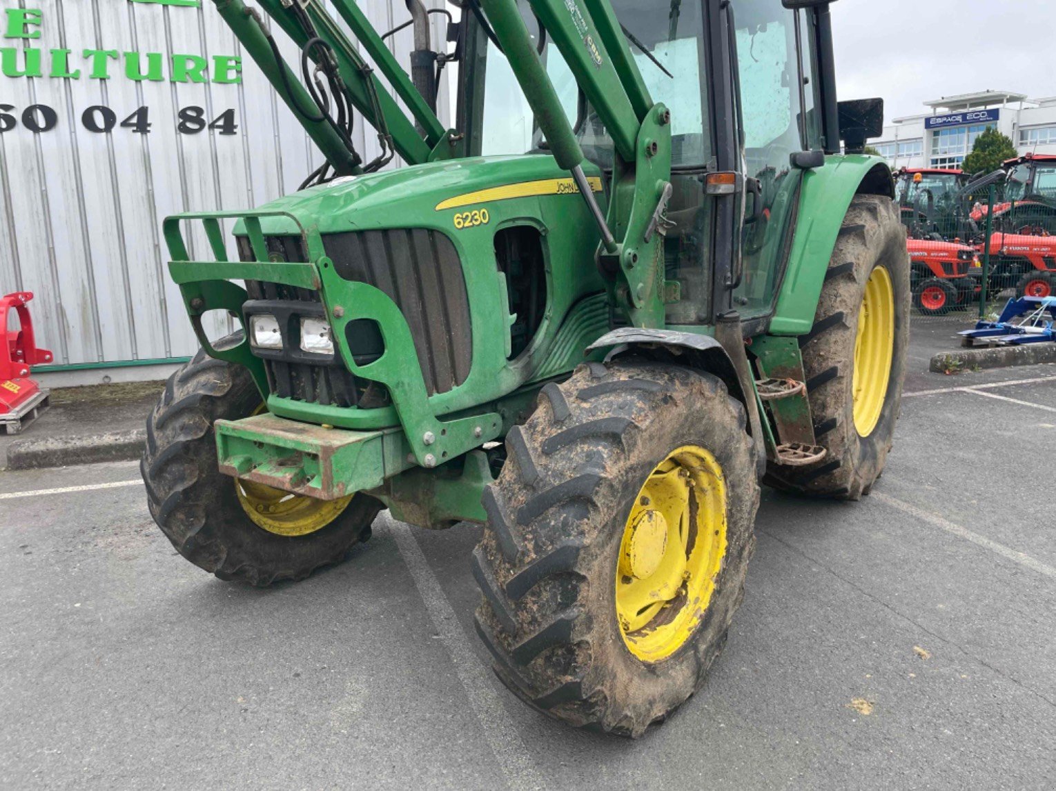 Traktor типа John Deere Tracteur agricole 6230 . John Deere, Gebrauchtmaschine в SAINT CLAIR SUR ELLE (Фотография 4)