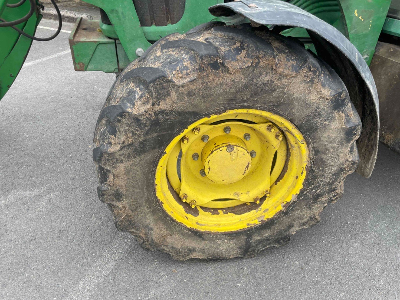 Traktor typu John Deere Tracteur agricole 6230 . John Deere, Gebrauchtmaschine v SAINT CLAIR SUR ELLE (Obrázok 7)