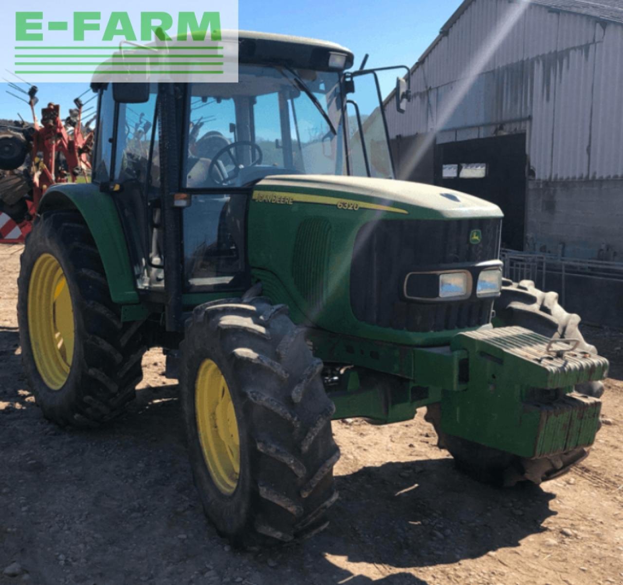 Traktor of the type John Deere tracteur jd 6320, Gebrauchtmaschine in ST ANDIOL (Picture 2)