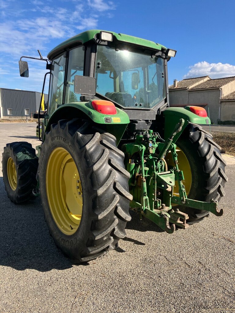 Traktor типа John Deere TRACTEUR JD 6320, Gebrauchtmaschine в SAINT ANDIOL (Фотография 3)