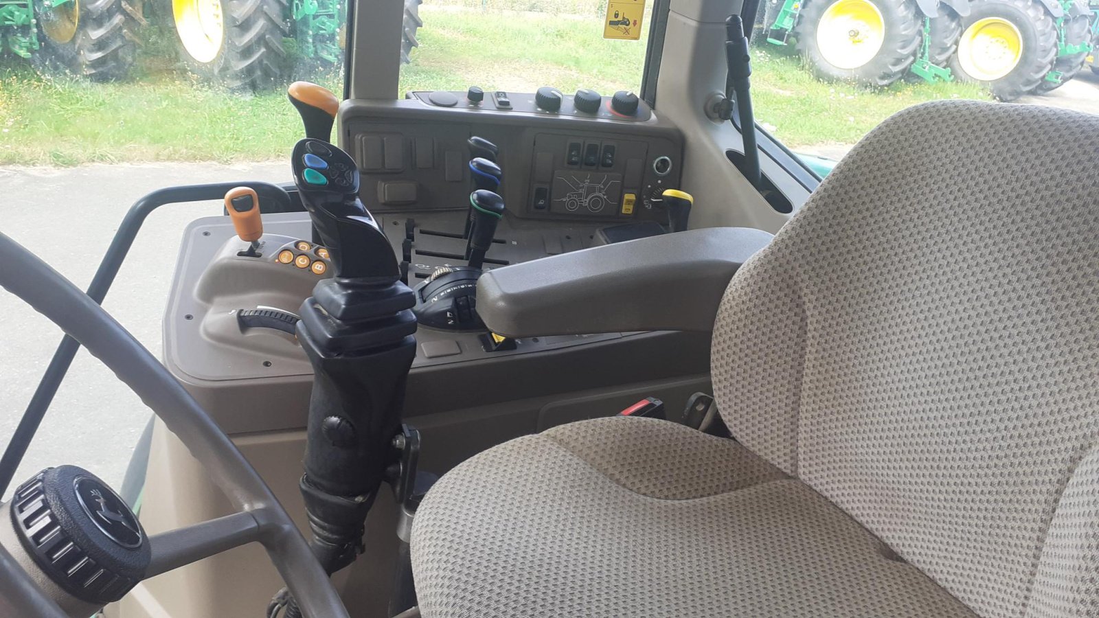 Traktor a típus John Deere TRACTEUR OCC, Gebrauchtmaschine ekkor: Les Touches (Kép 5)