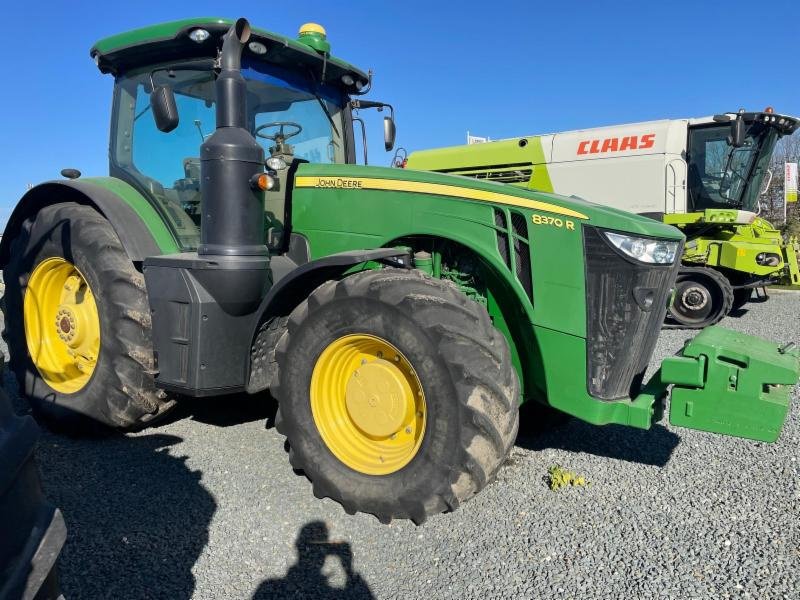 Traktor от тип John Deere Tractor John Deere 8370 R, Gebrauchtmaschine в Ovidiu jud. Constanta (Снимка 1)