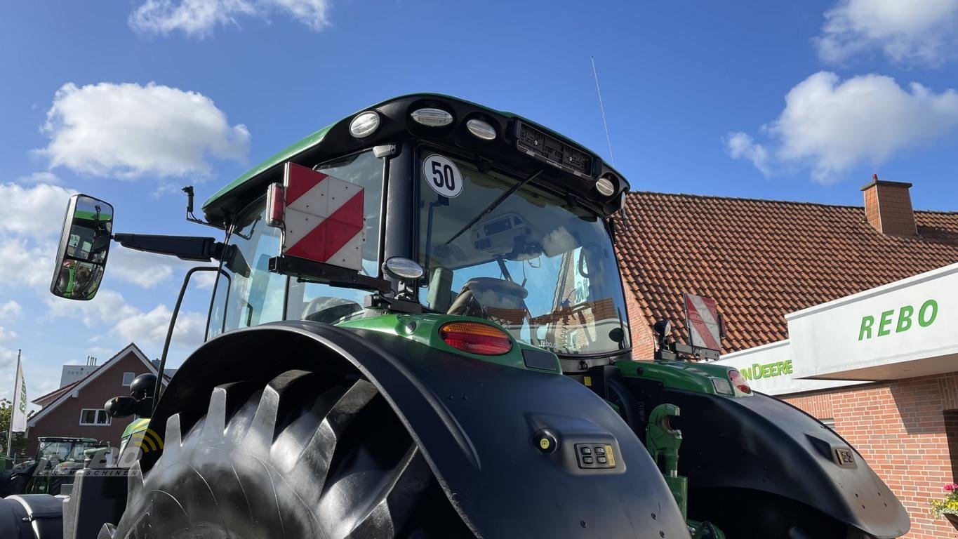 Traktor van het type John Deere TRAKTOR 6215R, Gebrauchtmaschine in Dätgen (Foto 16)