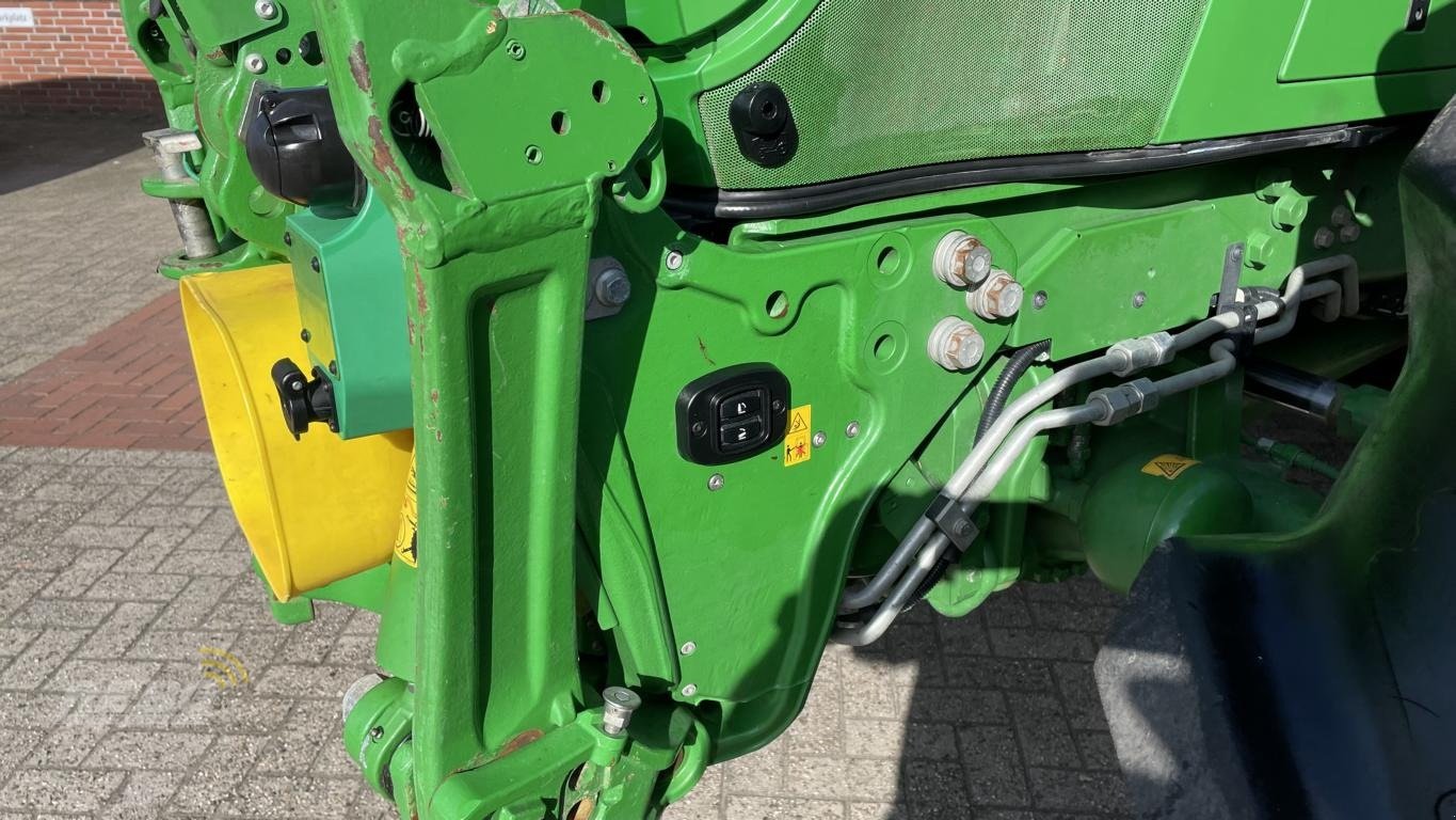 Traktor del tipo John Deere TRAKTOR 6215R, Gebrauchtmaschine en Dätgen (Imagen 26)