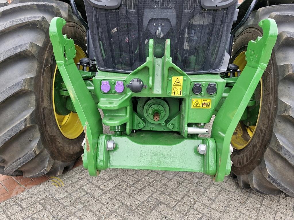 Traktor типа John Deere TRAKTOR 7R330, Neumaschine в Visbek/Rechterfeld (Фотография 10)