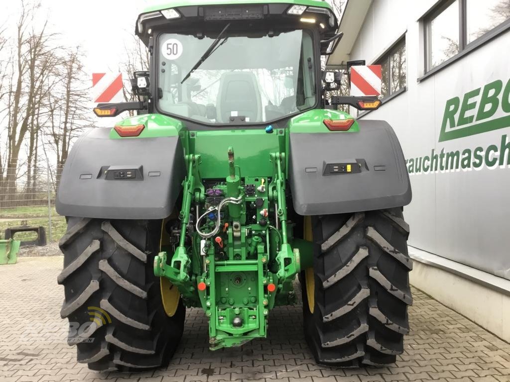 Traktor van het type John Deere TRAKTOR 7R330, Gebrauchtmaschine in Sörup (Foto 7)