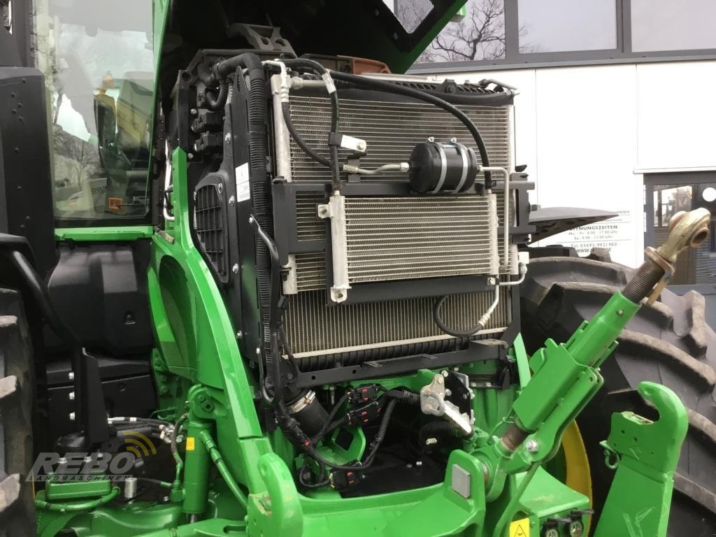 Traktor typu John Deere TRAKTOR 7R330, Gebrauchtmaschine w Sörup (Zdjęcie 28)