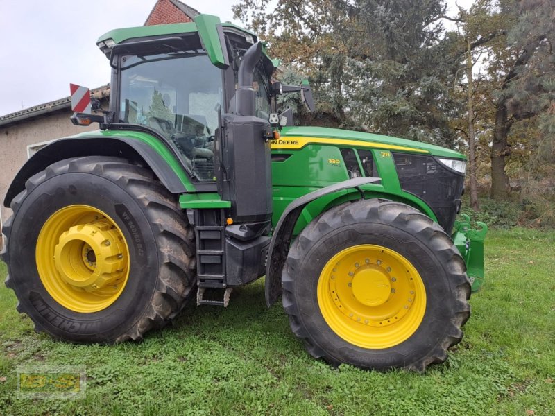 Traktor του τύπου John Deere TRAKTOR 7R330, Neumaschine σε Osterburg (Φωτογραφία 1)