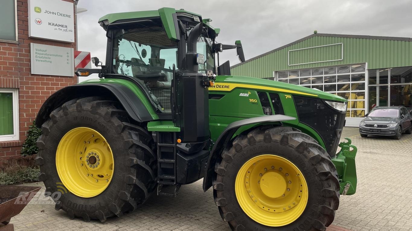 Traktor van het type John Deere TRAKTOR 7R350, Neumaschine in Visbek/Rechterfeld (Foto 5)