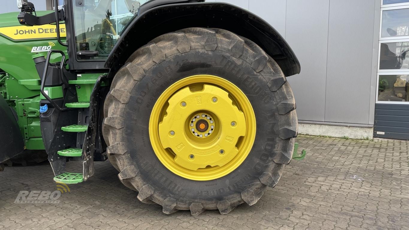 Traktor van het type John Deere TRAKTOR 8R 410, Neumaschine in Visbek/Rechterfeld (Foto 17)