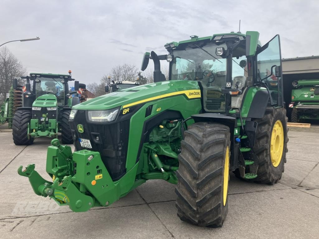 Traktor типа John Deere TRAKTOR 8R410, Neumaschine в Visbek/Rechterfeld (Фотография 1)