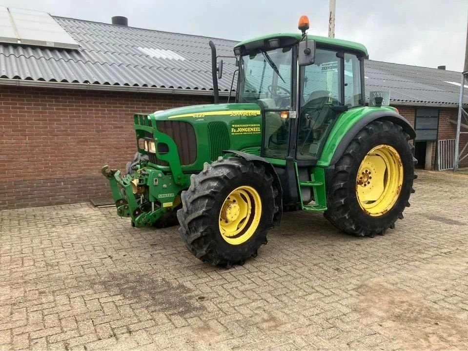 Traktor van het type John Deere trekker 6320, Gebrauchtmaschine in Lunteren (Foto 2)