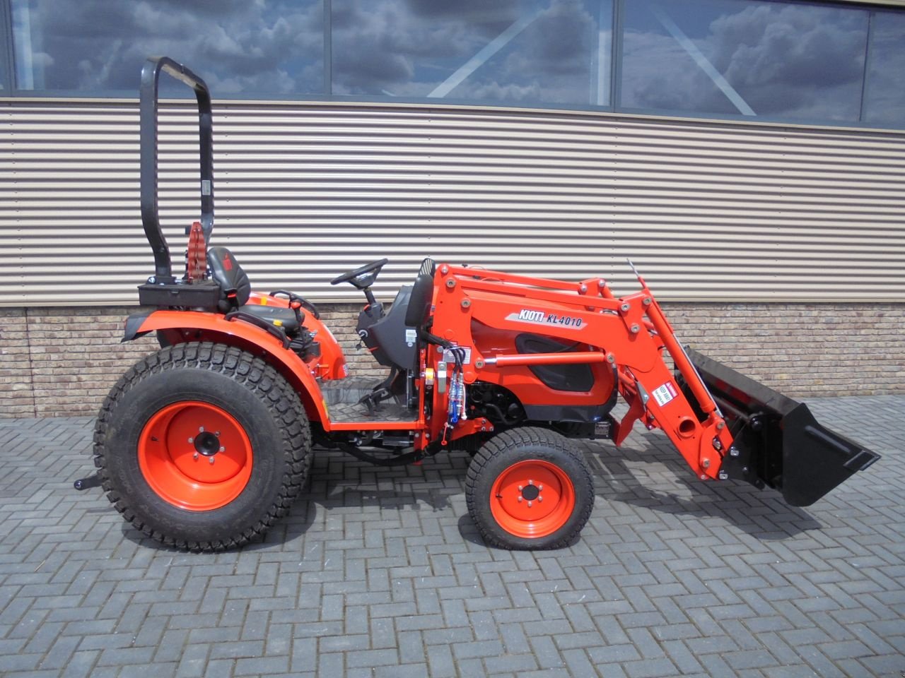 Traktor typu Kioti ck 2630 hst, Neumaschine v Houten (Obrázek 2)