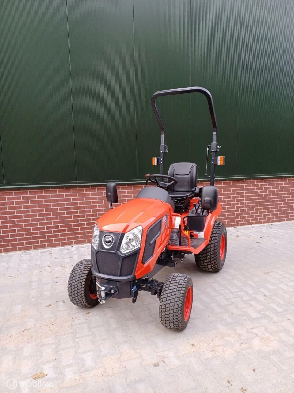 Traktor typu Kioti CS2520 mini tractor 25 pk hydrostaat actie prijs 2024, Neumaschine v Aalten (Obrázok 4)