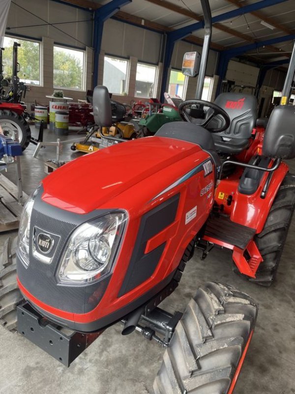 Traktor van het type Kioti CX2510HST, Neumaschine in Hasselt (Foto 8)