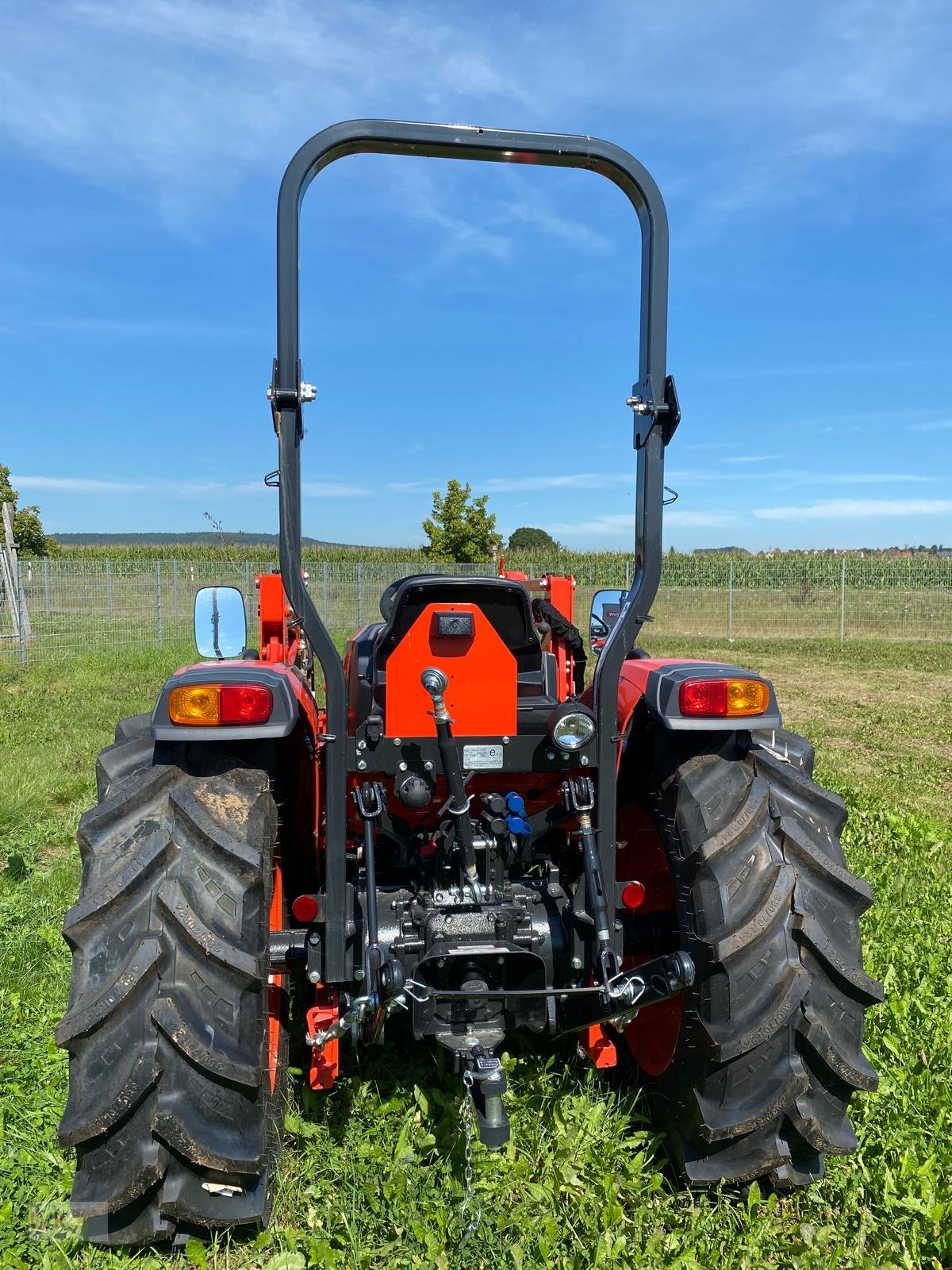 Traktor des Typs Kioti DK4520H, Neumaschine in Weißenburg (Bild 5)