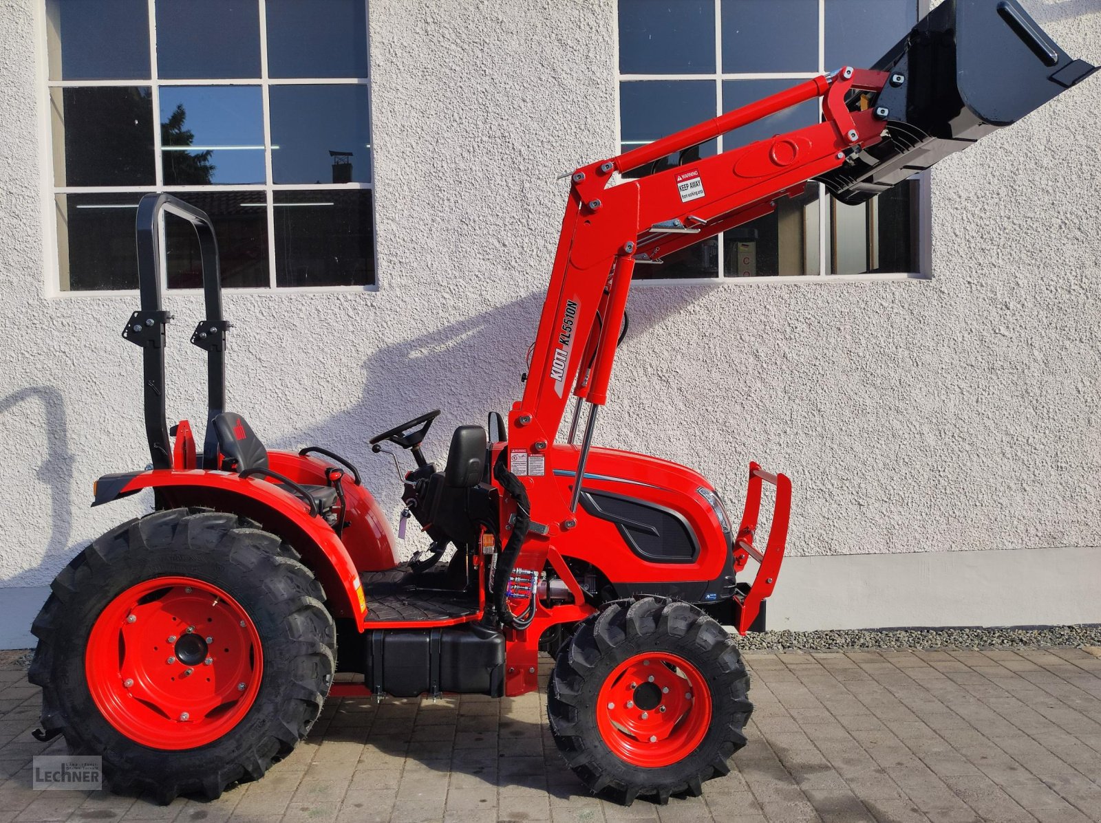 Traktor du type Kioti DK4520HS-EU mit Frontlader, Neumaschine en Bad Abbach-Dünzling (Photo 4)