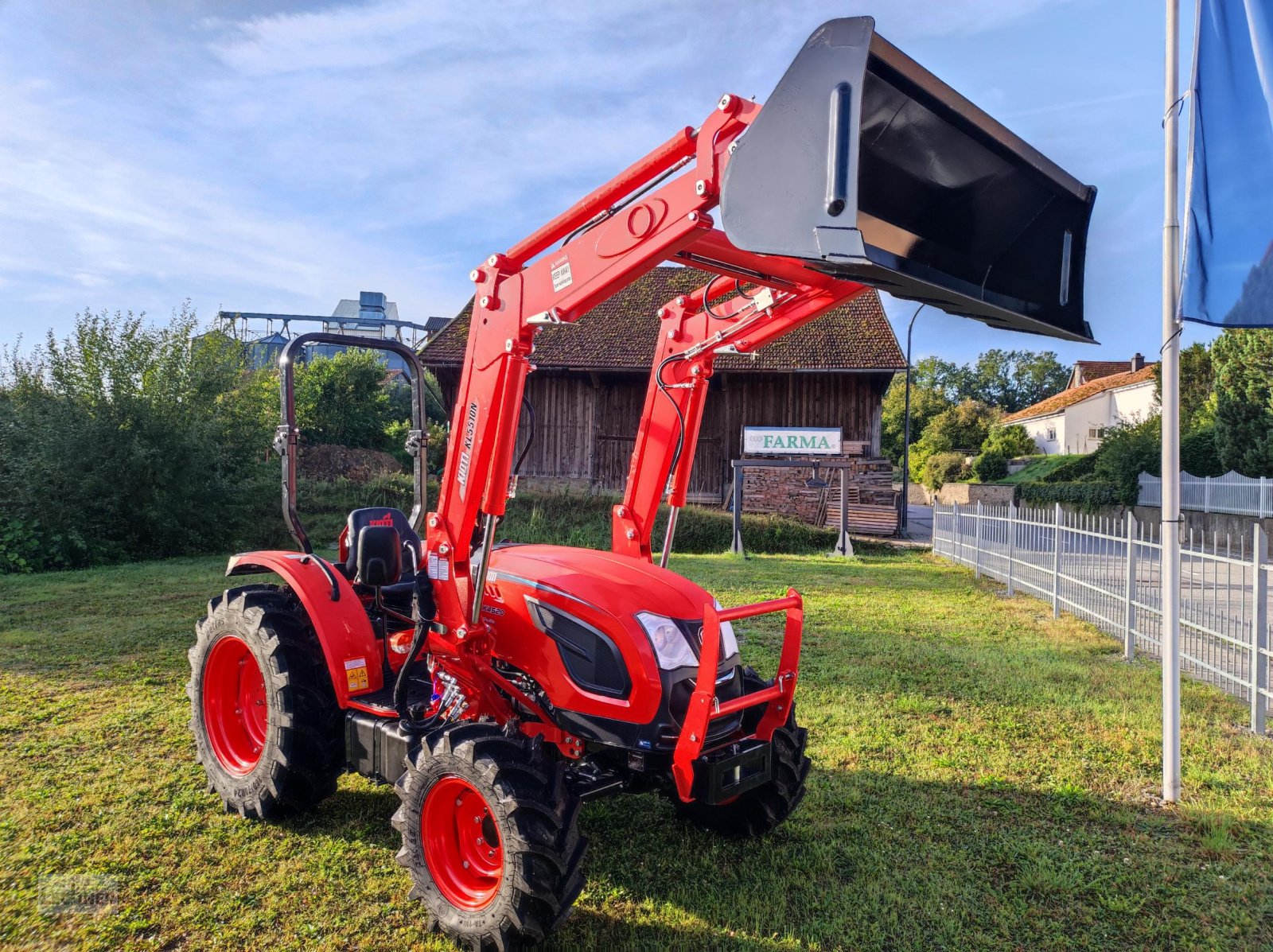 Traktor du type Kioti DK4520HS-EU mit Frontlader, Neumaschine en Bad Abbach-Dünzling (Photo 5)