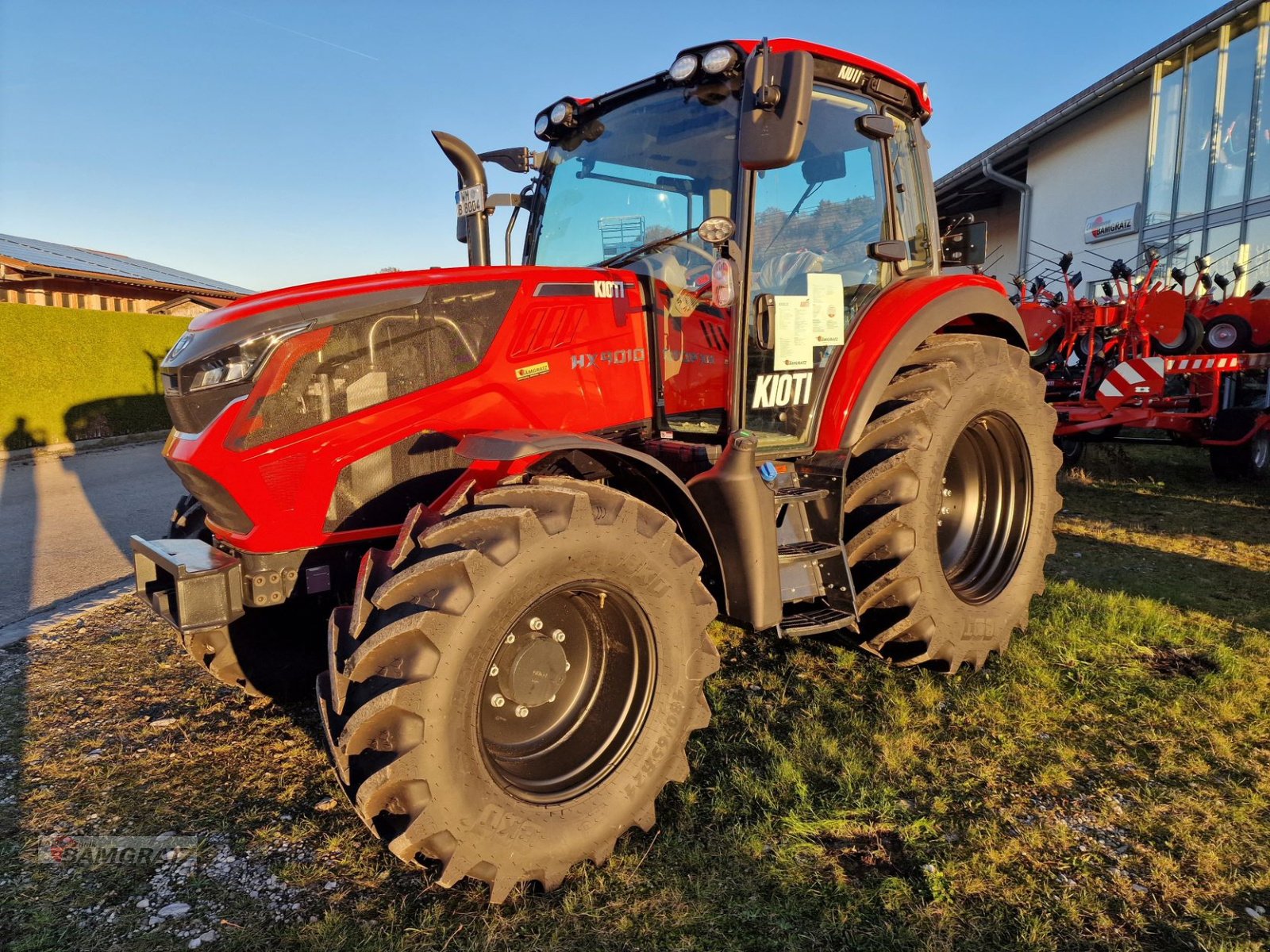 Traktor typu Kioti HX 9010, Neumaschine v Eberfing (Obrázek 1)