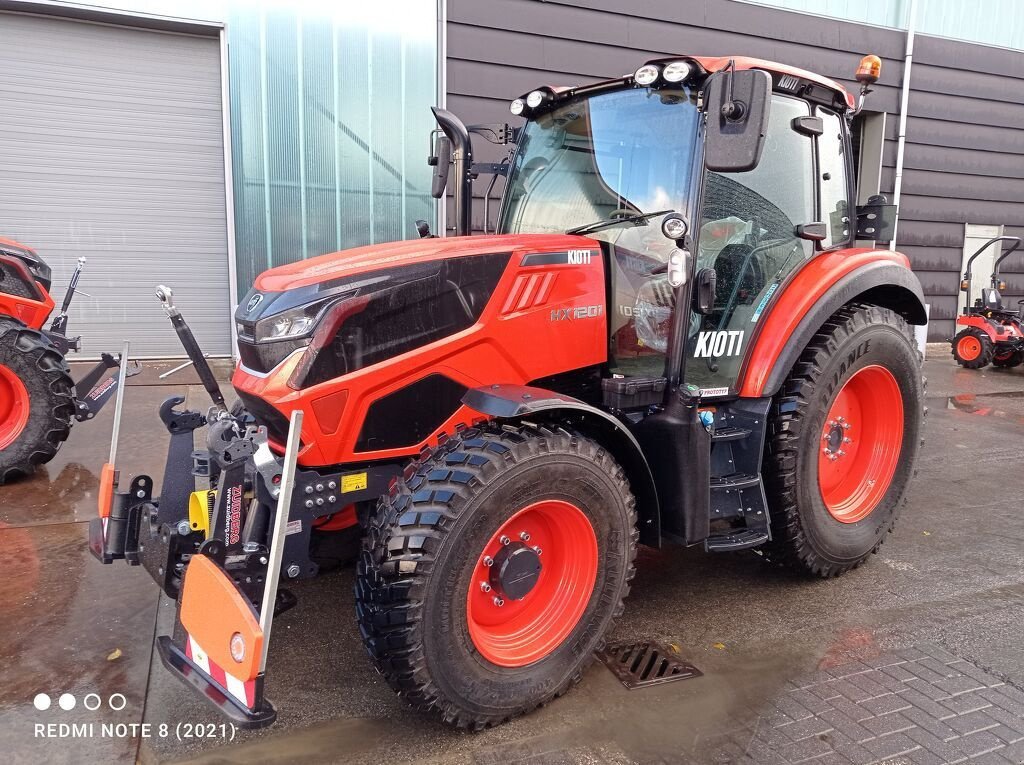 Traktor del tipo Kioti HX1201, Gebrauchtmaschine In Mijdrecht (Immagine 3)