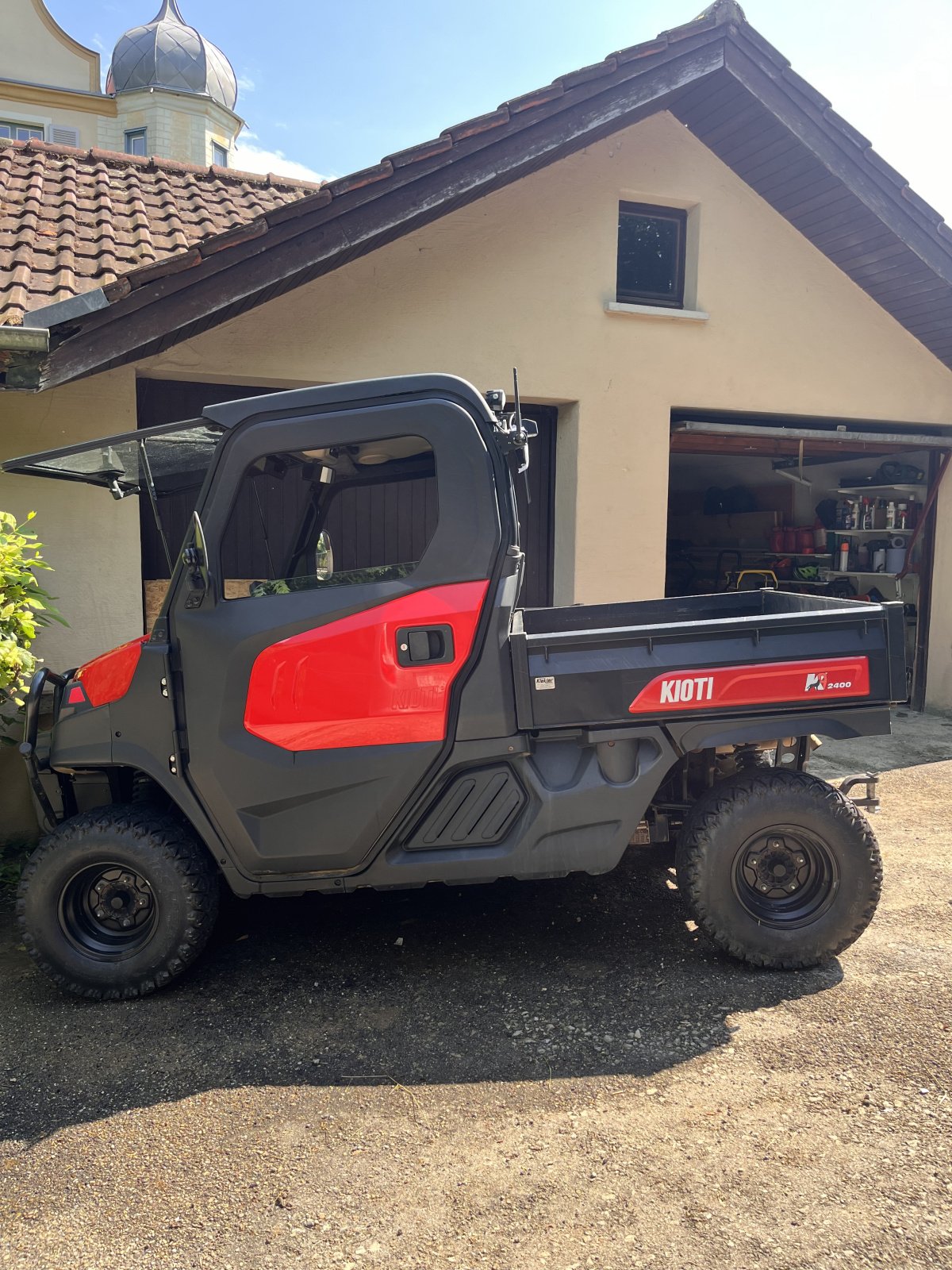 Traktor van het type Kioti K 9, Gebrauchtmaschine in Göppingen (Foto 2)